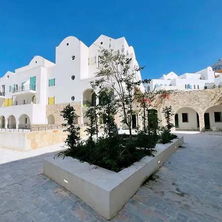 Leas Santorini, Prázdninový dům