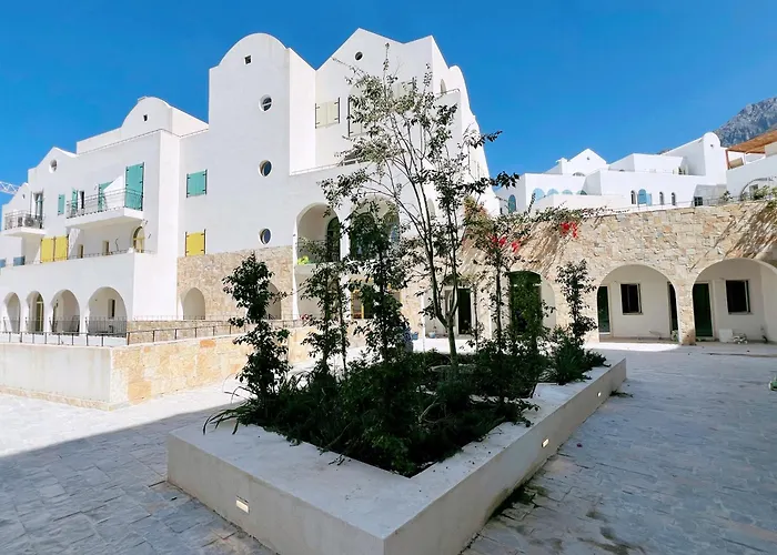 Leas Santorini, Casa vacanze